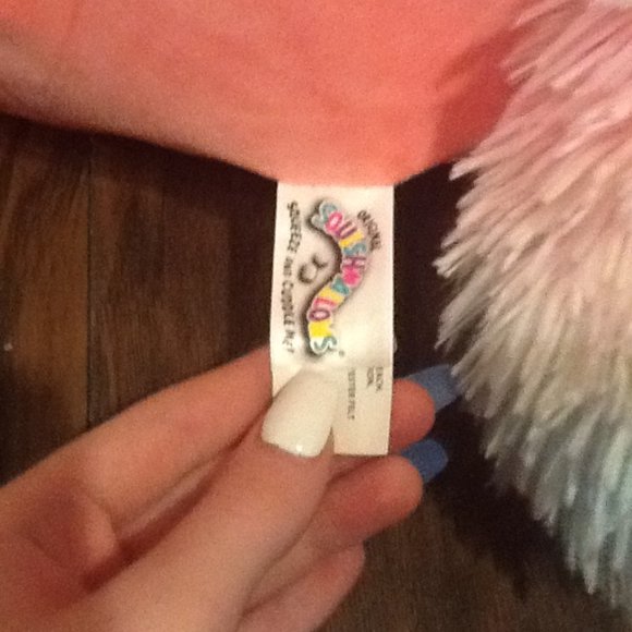 Limited Edition Pink 16' squishmallow - Picture 5 of 6